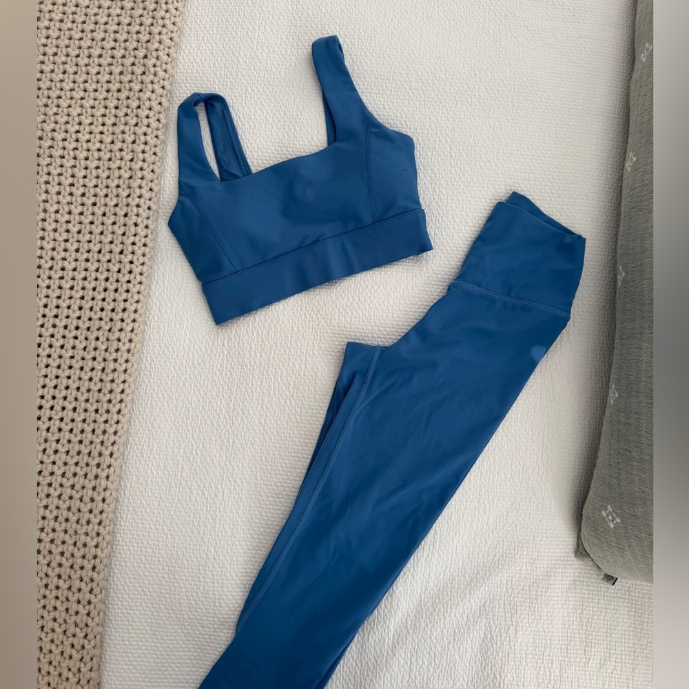 Abercrombie & Fitch Your Personal Best blue athletic set
